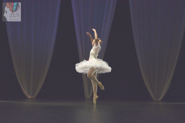 559_le_corsaire_klasocky_tanec